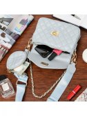 Světle šedá crossbody kabelka Versoli